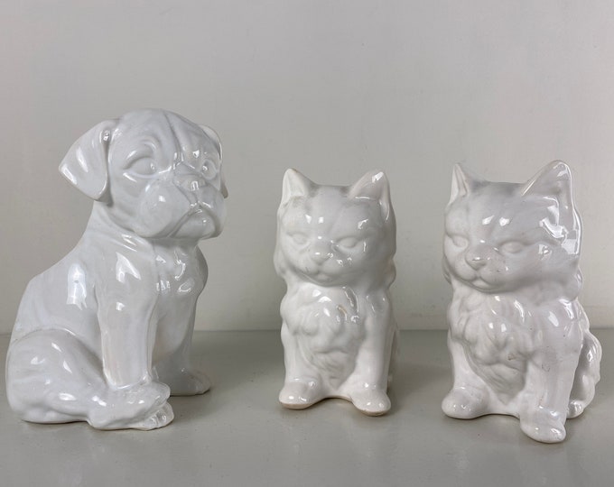 Set of 3 Vintage Flower pots cat and dog shaped, 2 cute white cats and 1 dog ceramic flower pots, lovely porcelain from the 1970s