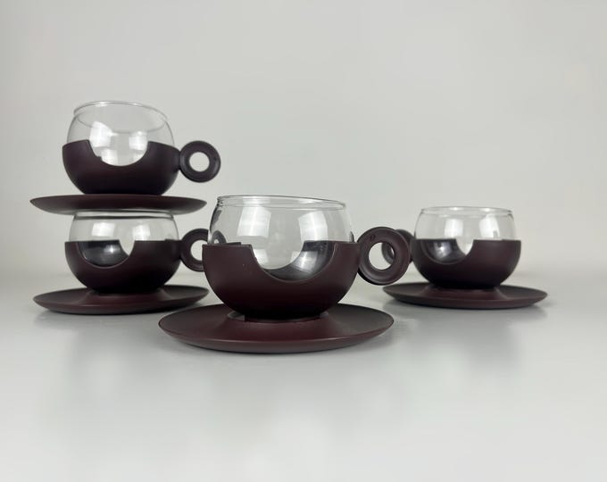 Set of 4 retro vintage tea or coffee glasses, purple plastic holder.