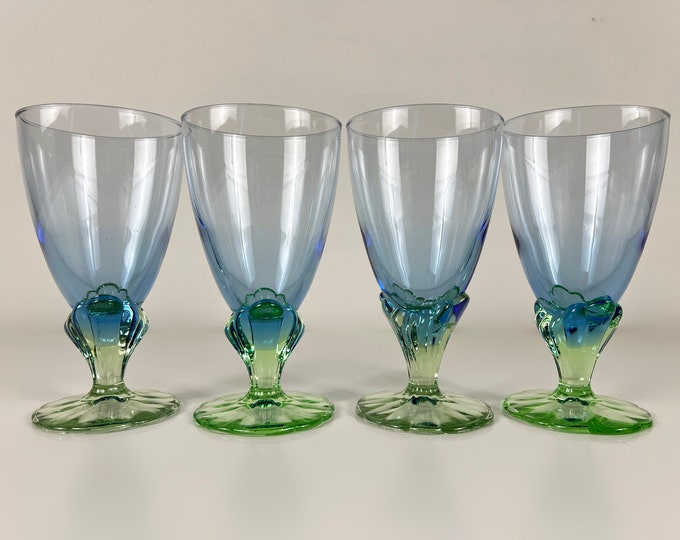 Bormioli Rocco Bahia wine glasses, goblets, set of four, beautiful Italian barware from the 80s