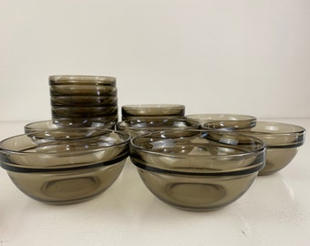 Arcoroc France, Smoke glass dessert bowls, fruit bowls, Sets of 3 or 4, beautiful mid century design from the 1970s