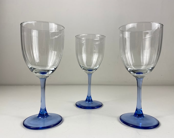 3 Vintage crystal wine glasses, blue stem, refined wave chalice, mid century modern barware 1970's