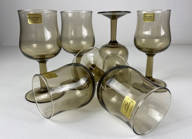 Set of 6 small smoked glass wine glasses Arcoroc wine glasses image 1