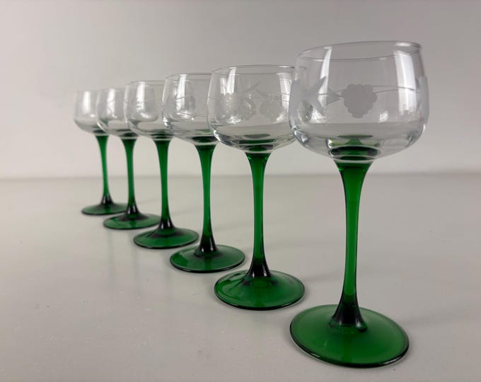 Vintage set of 6 green Alsace wine glasses, green white wine glasses, Roemer glasses, beautifully etched, Mix and match set, France 1980s
