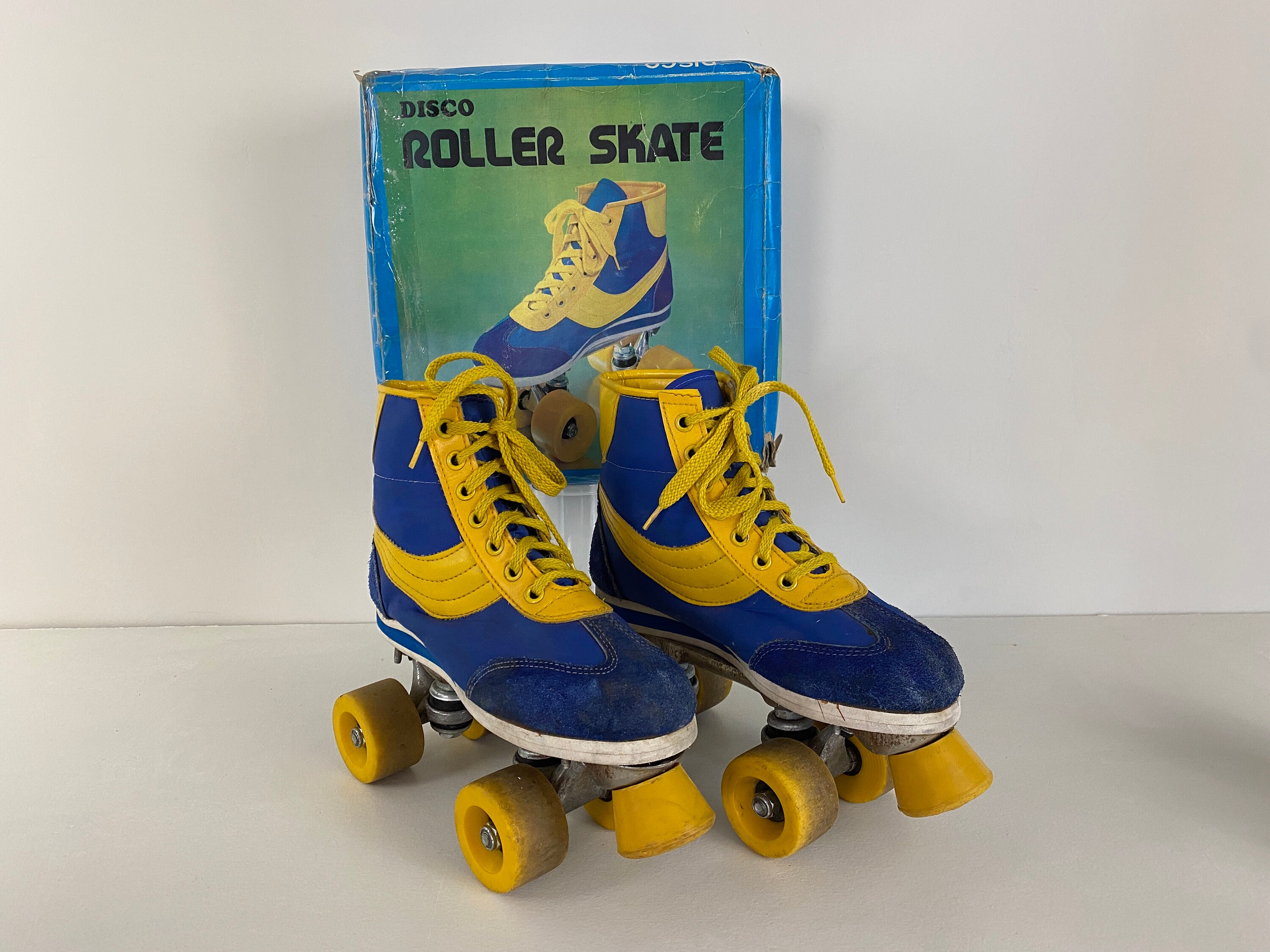 Vintage 70s Retro Roller skates, disco roller skates yellow and blue
