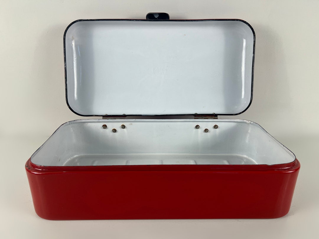 Enamel Bread Box, Bread Bin in Red, Beautiful Vintage Dutch Mid Century
