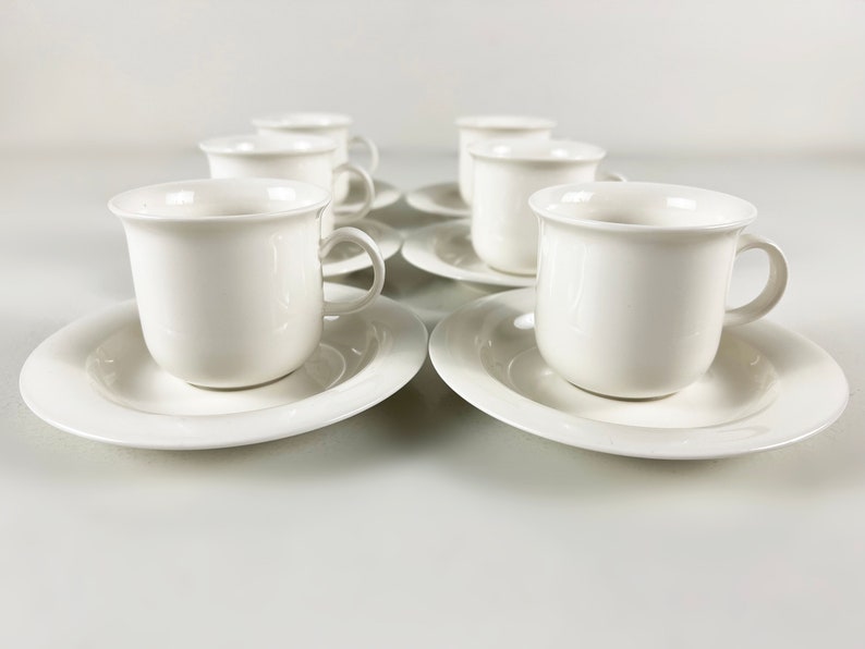 Arabia Artcica coffee cup and saucer, Scandinavian minimalist design by Inkeri Leivo, Finland 1980s 6 cups and saucers