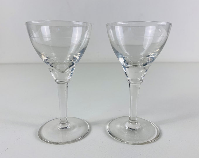 Vintage clear glass cocktail glasses, liquor glasses, Set of 2, Great vintage barware from the 1950's