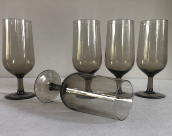 Arcoroc France smoked glass cocktail glasses, set of 4, 5 or 6, Smoked glass from the 1970's, vintage mid century modern barware