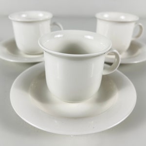 Arabia Artcica coffee cup and saucer, Scandinavian minimalist design by Inkeri Leivo, Finland 1980s 3 cups and saucers