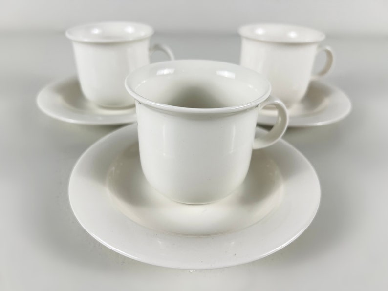 Arabia Artcica coffee cup and saucer, Scandinavian minimalist design by Inkeri Leivo, Finland 1980s 3 cups and saucers
