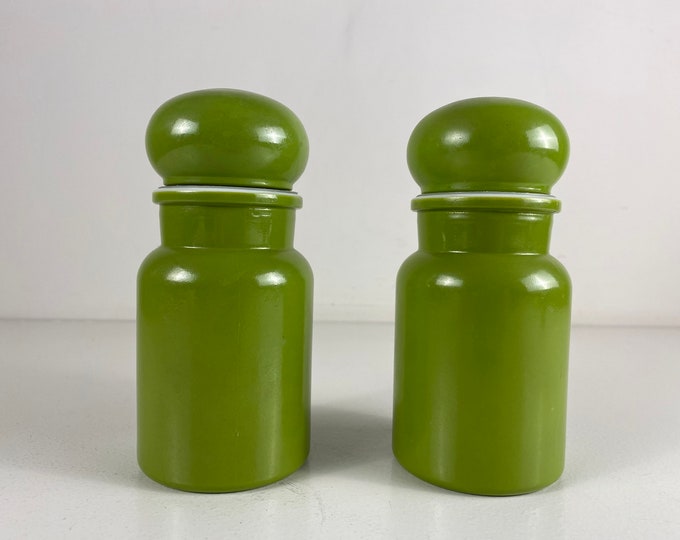 Vintage green glass storage bottles, apothecary bottles, pharmacy bottles with bubble stopper, Set of 2, mcm design from Belgium