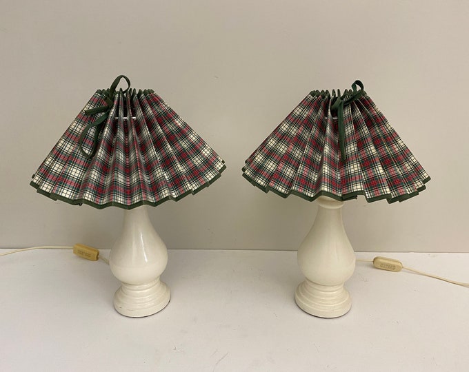 Pair of vintage wooden table lamps with checkered fabric pleated shade, 1980s design