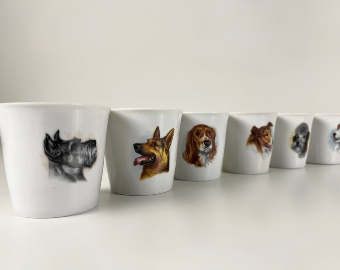 Set of 6 porcelain coffee or tea mugs, cups with illustrations of dogs 1960s mid century modern design, Winterling Bavaria.