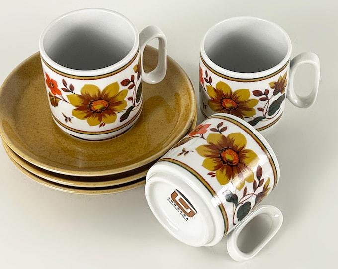 Set of 3 lovely Italian vintage porcelain coffee or espresso cups, with or without saucers Tognana Italy 1970s