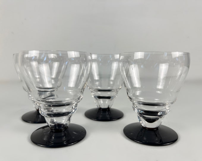 Set of 4 or 6 small Art Deco crystal wine glasses, clear glass chalice and black glass base, hand made from the 1930s