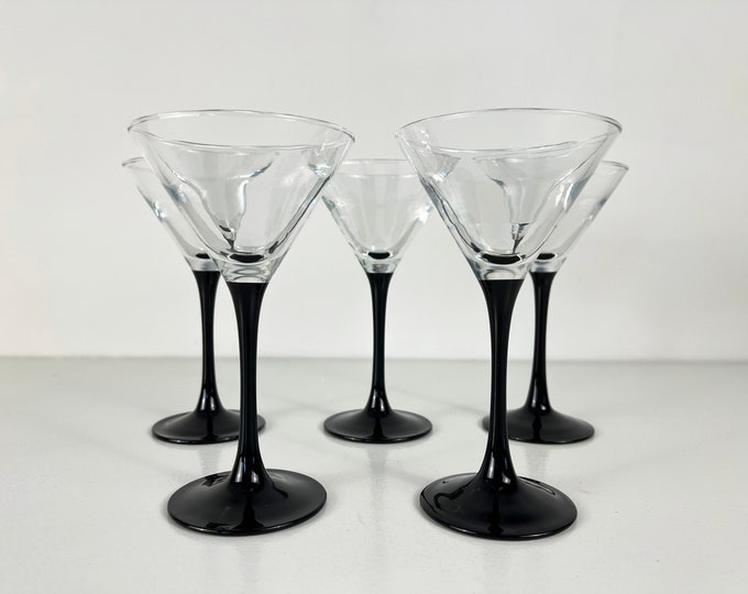 Luminarc Domino Martini, cocktail glasses with black stem, Set of 2, 3 or 4 made in France, Mid century modern barware from the 1970's