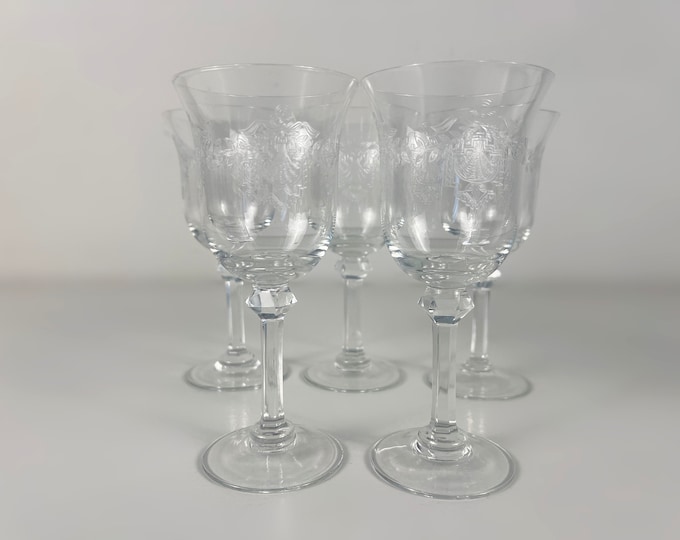 Set of 5 vintage delicate crystal dessert wine glasses, aperitif glasses, beautifully etched chalice on a refined pentagonal stem