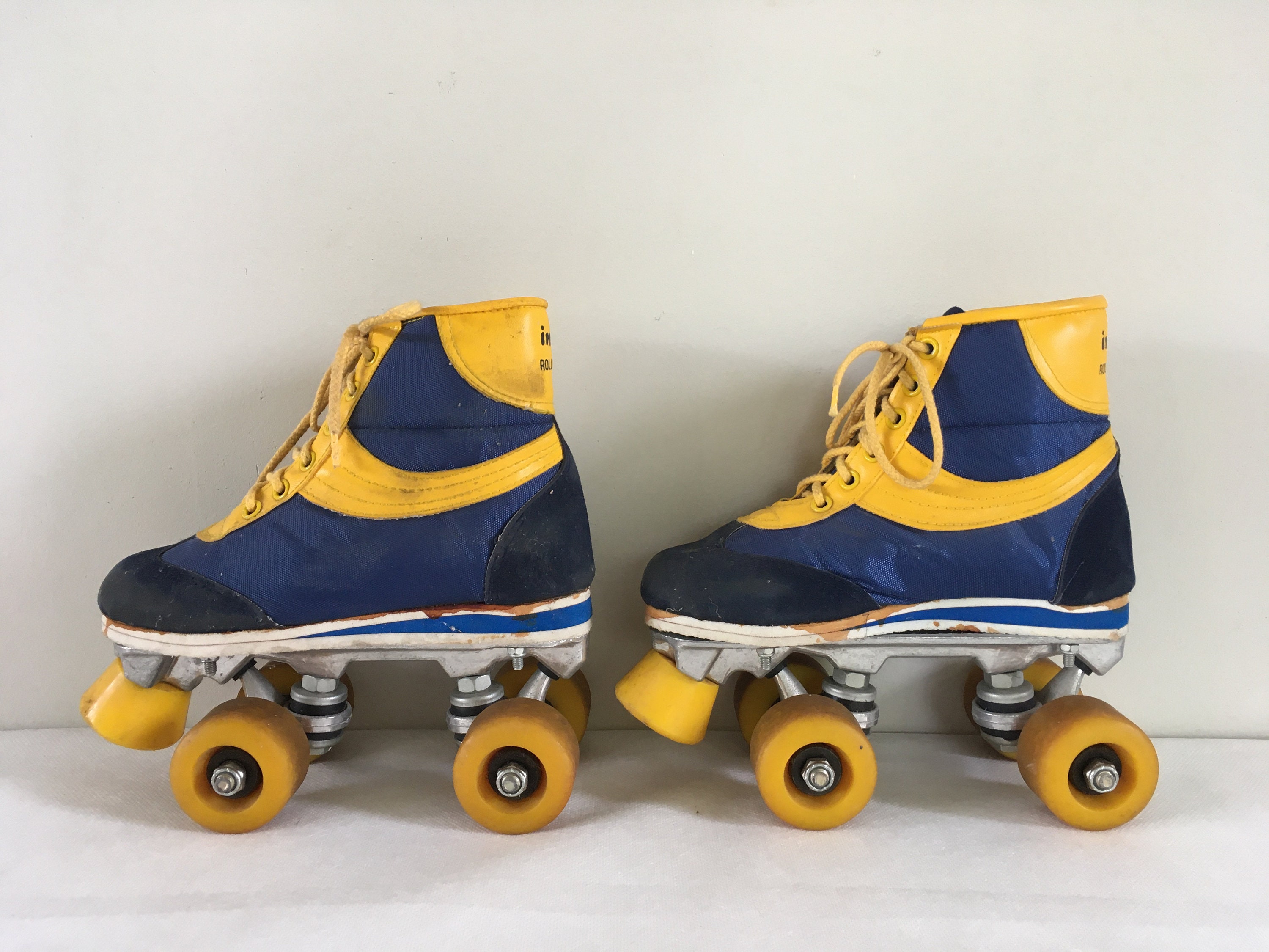 aftrekken dood vitaliteit Vintage 70s Children's Roller Skates Blue/yellow Impag - Etsy Denmark