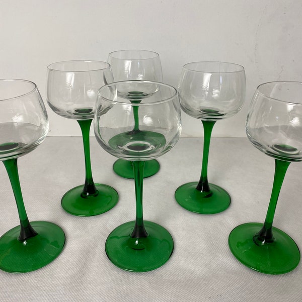 Set of 4, 5 or 6 green stemmed wine glasses, white wine glasses, French Alsace wine glasses, Vintage Lumin(arc) glassware 1980s