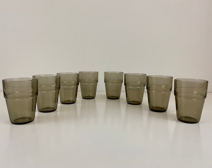 Set of 4 Arcoroc France, Smoke glass milk cups, water glasses, beautiful mid century design from the 1970s