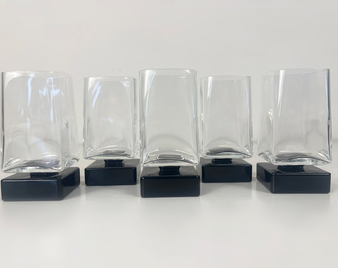 Set of 4, 5 or 6 vintage crystal Bormioli Monet Noir red wine or water glasses, manufactured by Luigi Bormioli, Italy 1980s