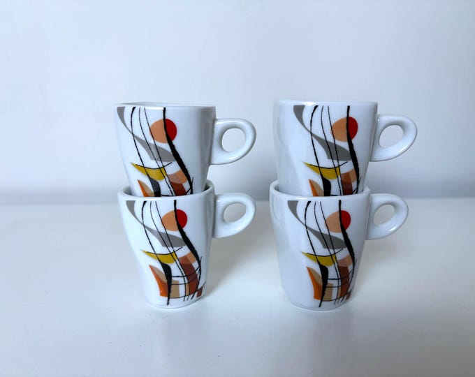 Set of 4 espresso cups,  nice vintage, bar quality porcelain espresso cups, great graphic design "Café Folliet" made in France in the 2000s