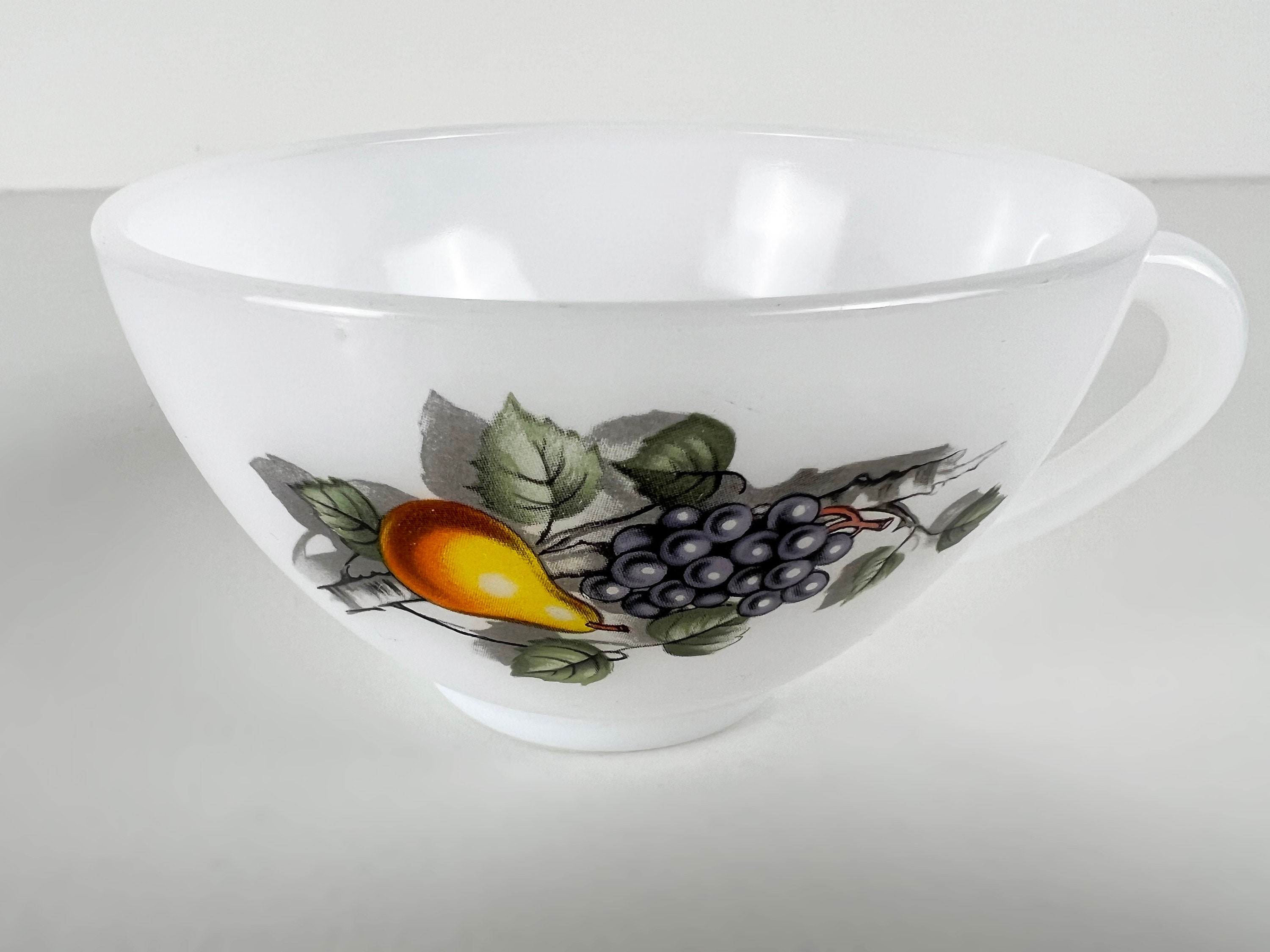 Set of 5 large Arcopal opal glass coffee or tea cups, Fruits de France