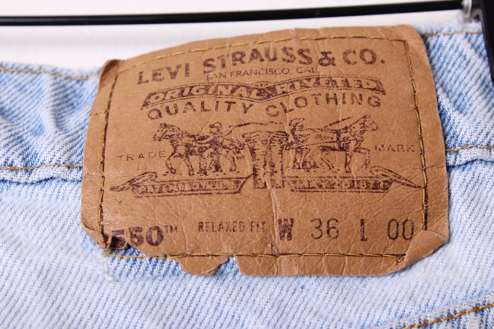orange tab levis 550
