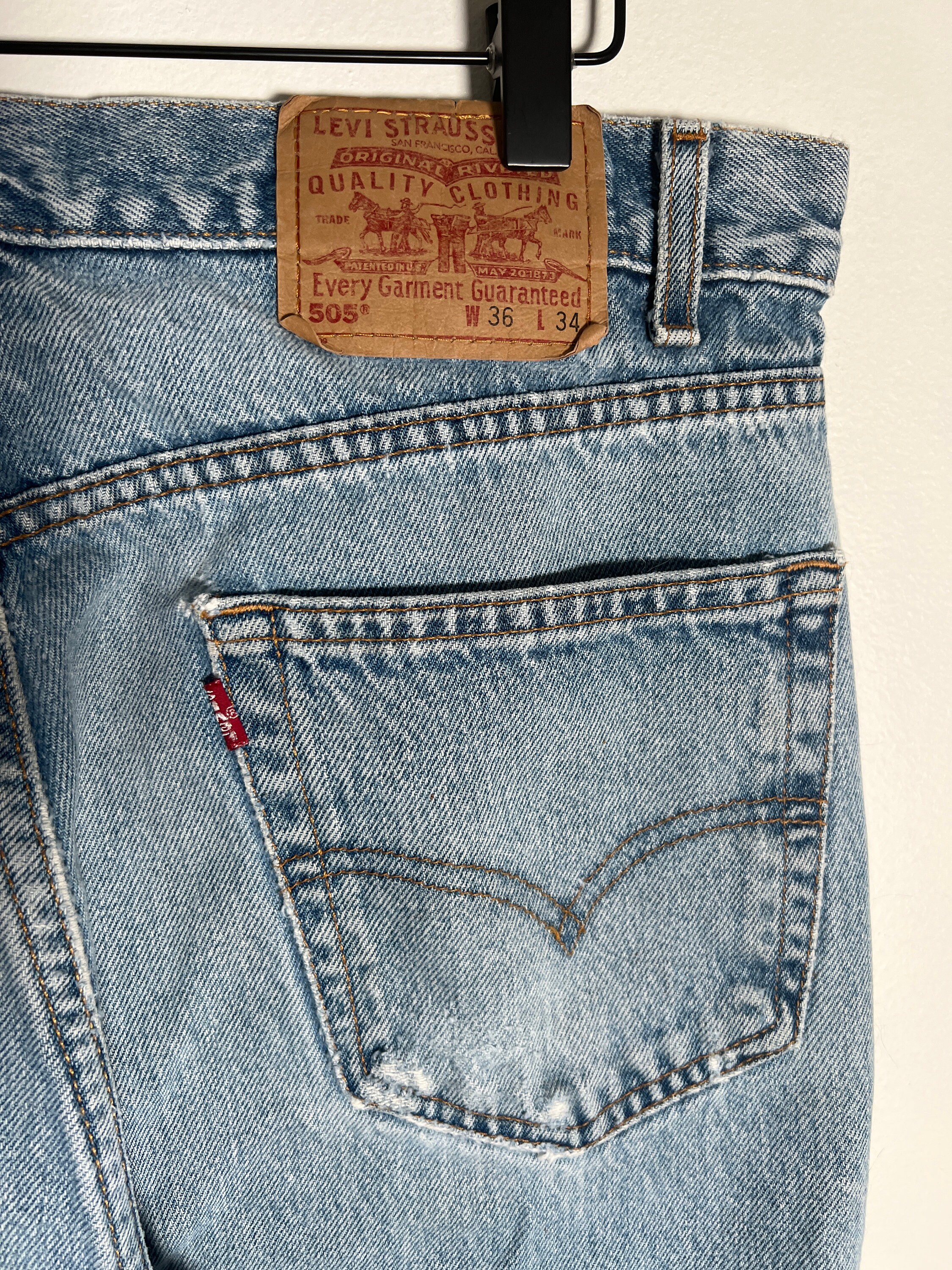 Vintage 2001 Mexico Made Levis 505 Heavily Distressed Jeans