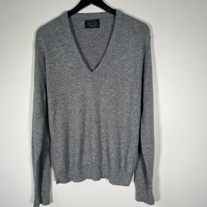 Vintage 80s USA-Made Jantzen Sweater Company Heather Gray Distressed Sweater - M
