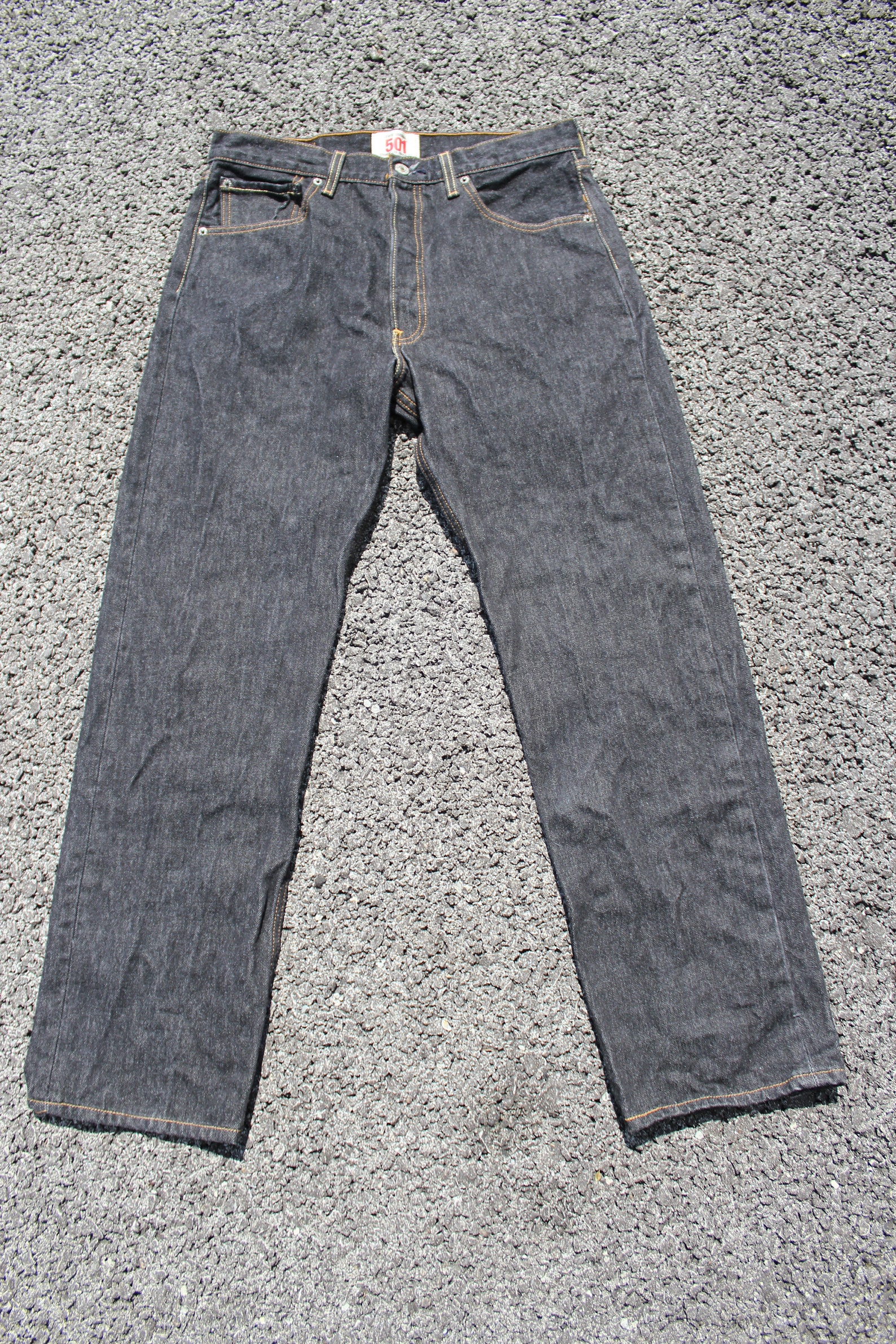 levis 501 red tab