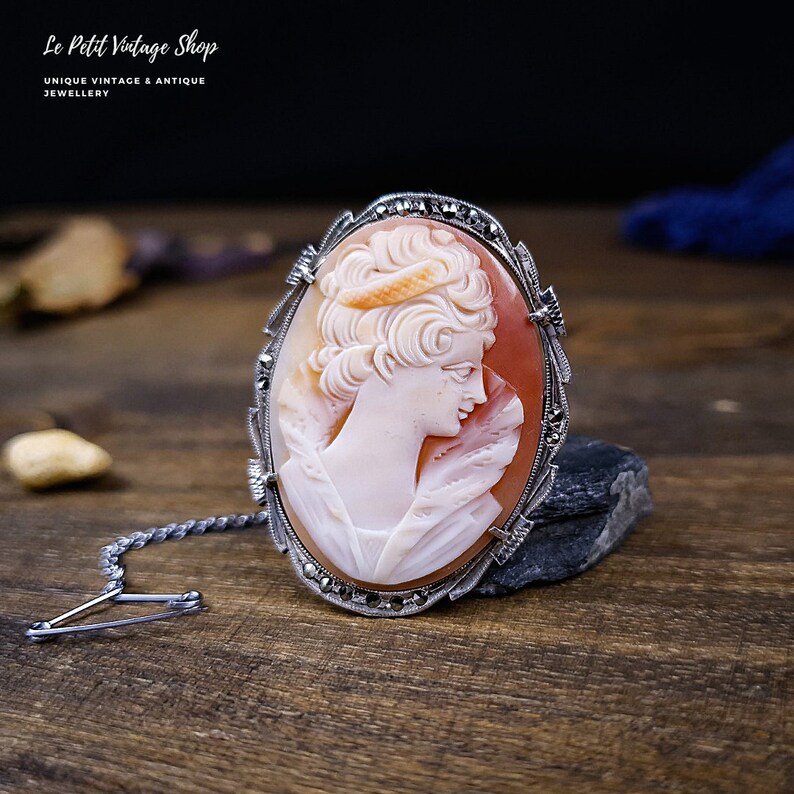 Genuine Italian Carved Shell Antique Cameo Pendant Vintage Cameo Brooch