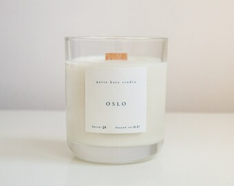 OSLO. Abeto, pimienta negra, clavo, incienso y miel oscura / vela perfumada / mecha de madera de cera de soja / hecho a mano / vegano / ecológico / minimalista
