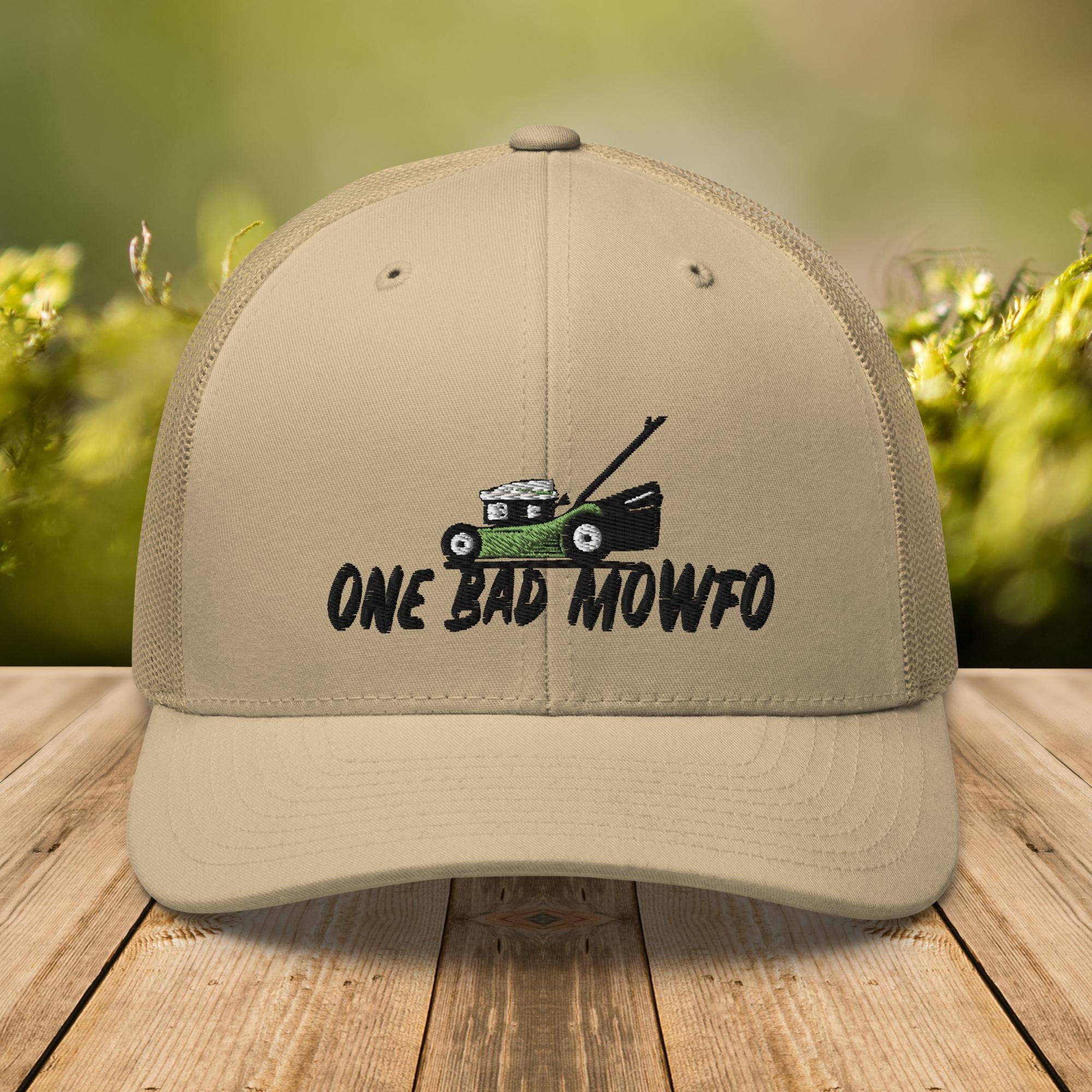 Lawn Mowing Hat -  Canada