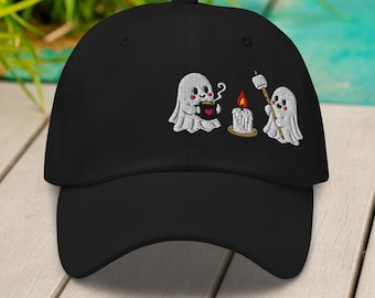 Gorra de Halloween para papá acampando con fantasmas: linda gorra bordada con malvaviscos para Halloween.