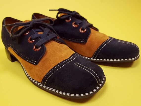 Vintage 1960's Buster Brown Mod Lace-up 