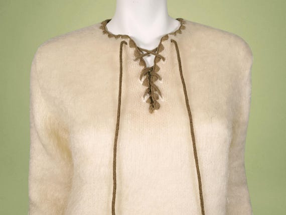 Medium 1960s Novelty Christmas Holiday Green Sweater