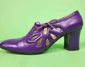 Vintage 1960s mod purple heels. Nordstrom Best. (Size 7)