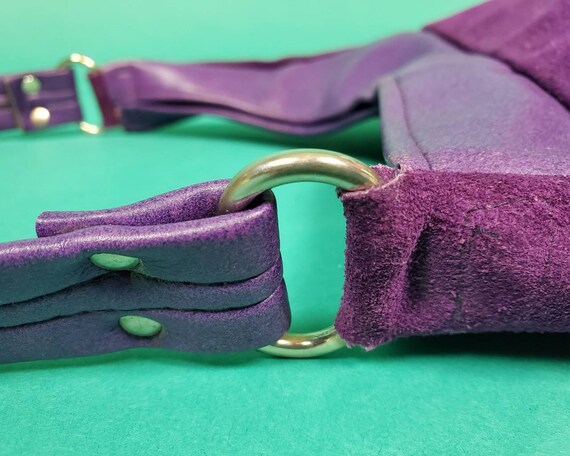 Vintage 1960s mod shoulder bag. Grape purple sued… - image 8