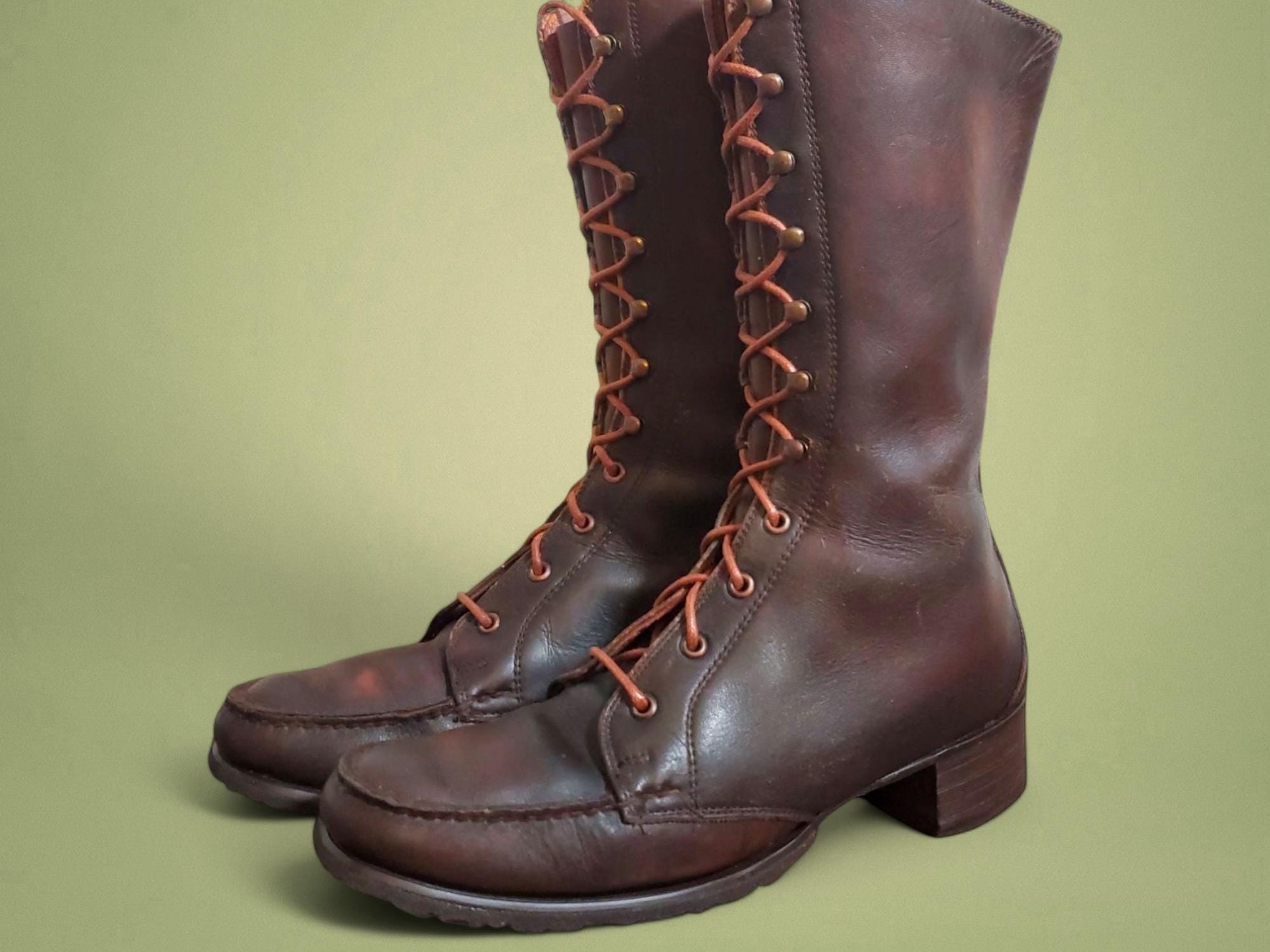 Vintage Lace up Boots 1960s GH Bass Clamdiggers Leather