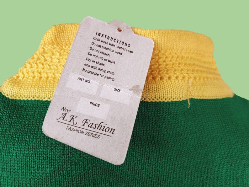 Unique deadstock pullover sweater. Vintage 80s. Bodycon, micro-mini, vibrant, rastafarian, red yellow green, scalloped pattern. XS image 9