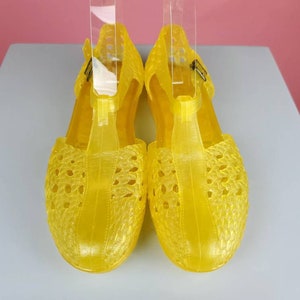 Deadstock 1970s Jelly Sandals by FAMOLARE. Molded Rubber Yellow ...