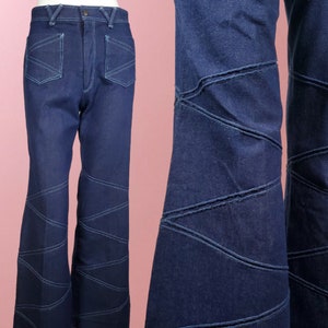 Groovy 1970s vintage jeans pintuck stitching detail cotton jeans dark wash unique mid rise bell bottom flares patch pocket GO USA (27 SLIM)