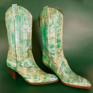 Vintage Eelskin Western Boots, Aqua Sepia Leather Piping, 1970s Saffron (8.5)