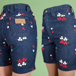 Lady Wrangler embroidered shorts denim vintage 60s mod red & white floral 27/28 x 6 image 10