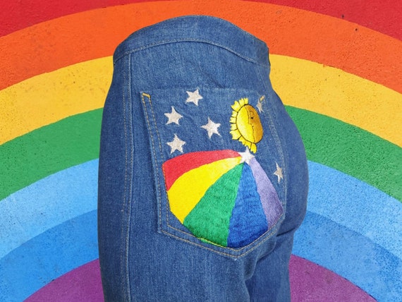 1970s Vintage Rainbow Jeans Embroidered Back Pocket With Sun, Moon, Stars,  Rays. by G Guebelli. Petite 24 36.5 XS 