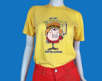 1977 Vintage Birthday T-shirt: Funny Roach Graphic Tee - Etsy