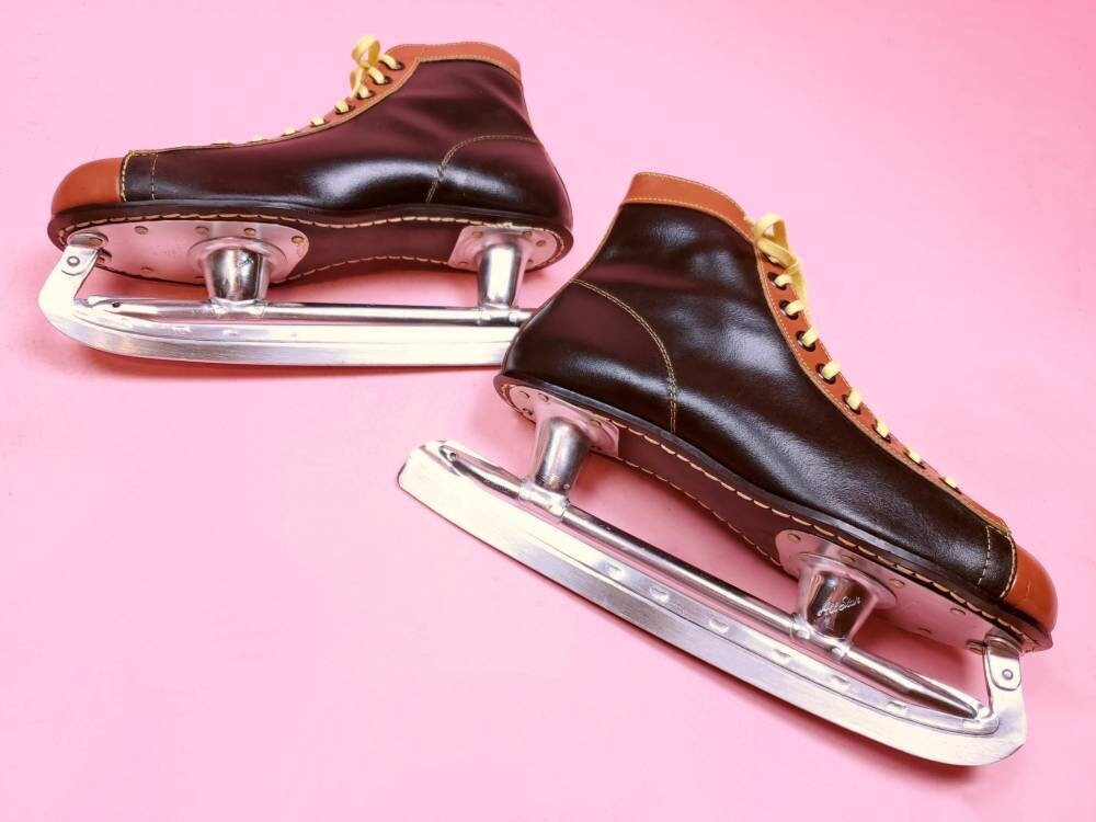 Deadstock 1960s Leather Ice Skates: Canadian Rocket, Mod  display picture 1