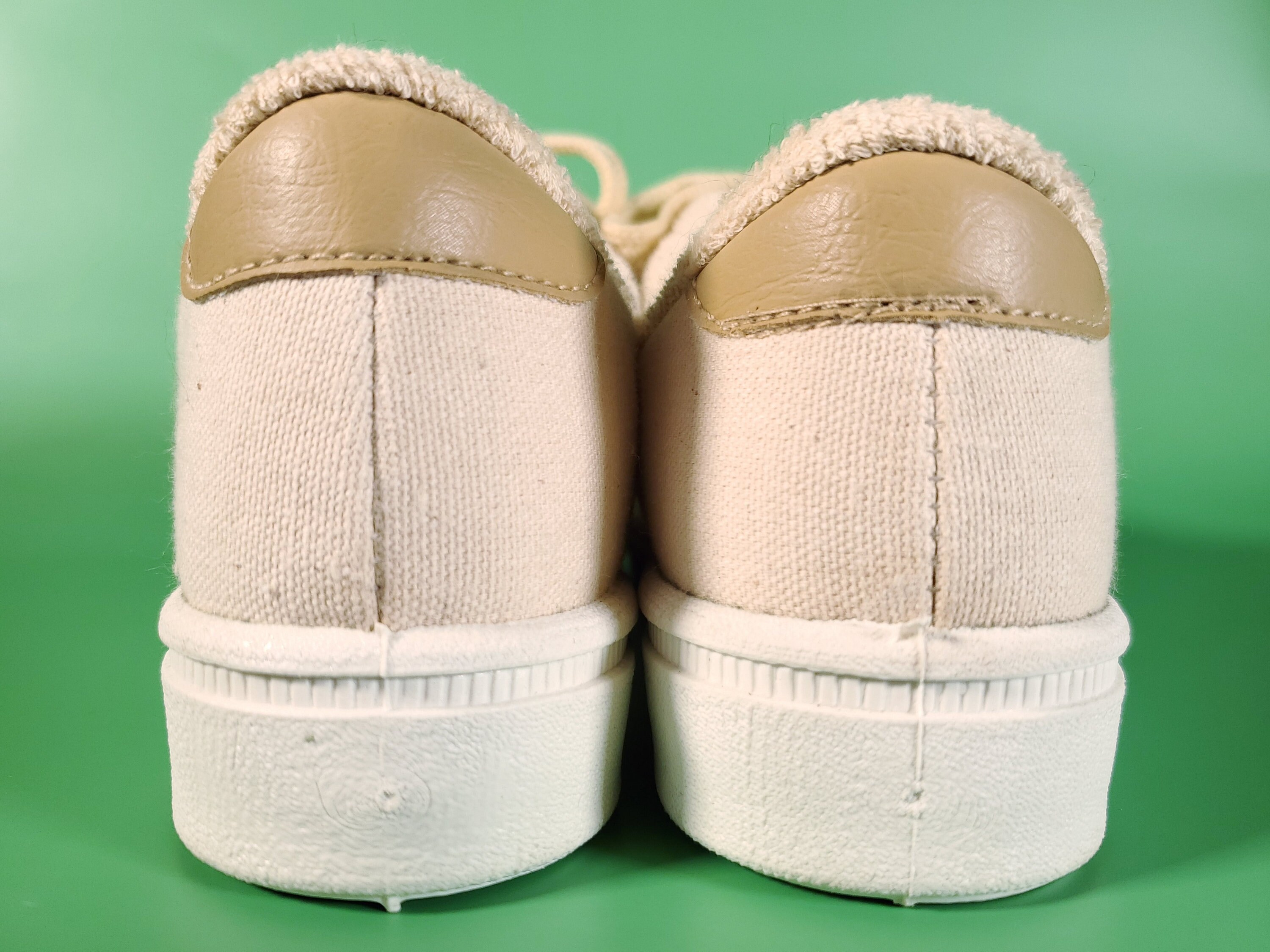 Vintage 1970s TRAX Sneakers Tennis Shoes Canvas Deadstock Vintage 1970s TRAX Sneakers Tennis Shoes Canvas Deadstock