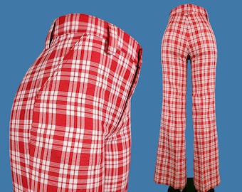 Red white plaid Levi's For Gals. Vintage 1970s. Waffle-textured non-stretch polyester. Mid rise bell bottoms. (28 x 33 1/2)